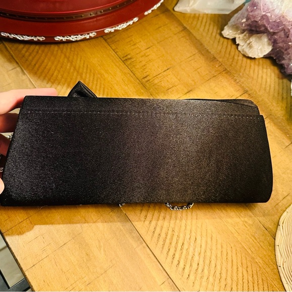 Elegant Black Clutch with Floral Accent Chain Strap Silver - Picture 5 of 6